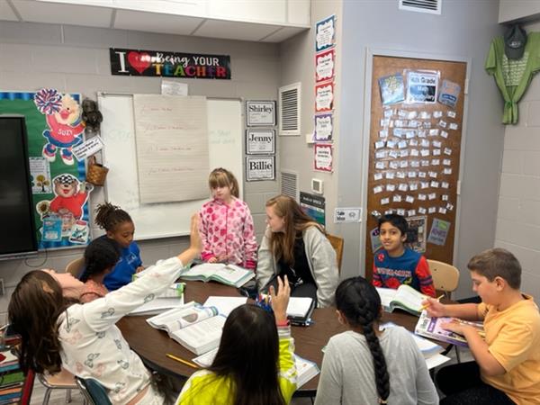 Miss Weldon Teaches THEME